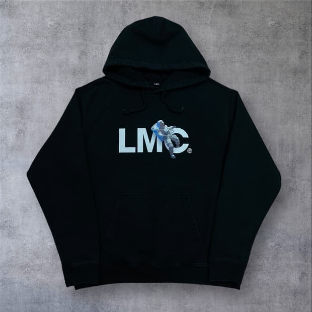 LMC 우주인 그래픽 빅로고 블랙 후드티