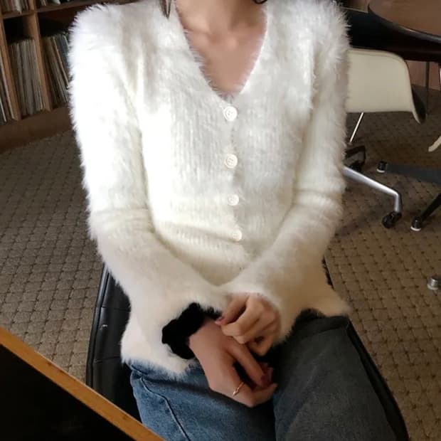 새상품)데일리마켓 dailymarket honey fur cardigan