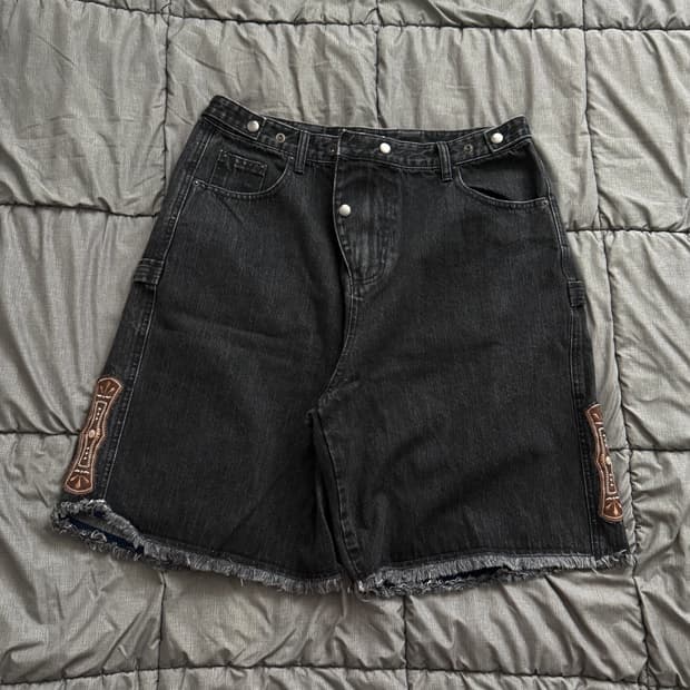 (2) karactor 카락터 데님 버뮤다 팬츠