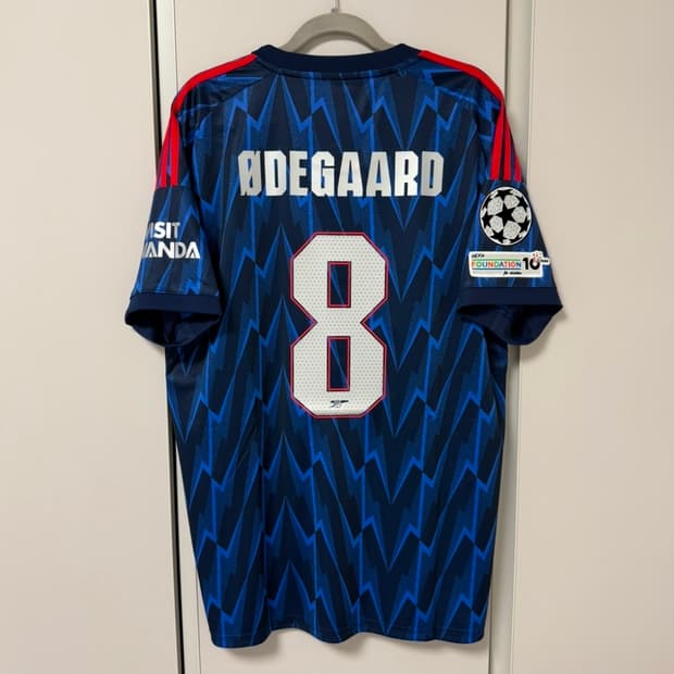 25-26 아스날 어웨이 국내XL 외데고르 판매