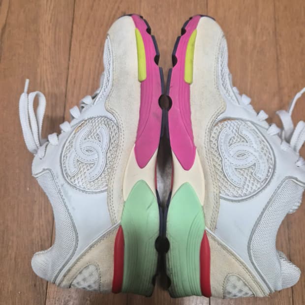 (정품) 샤넬 크루즈 스니커즈 35.5사이즈 (명품 여자 운동화 신발)