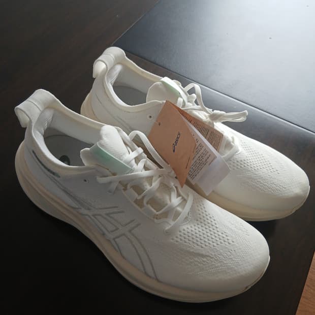 아식스 젤님버스 26 화이트(새상품,박스X)