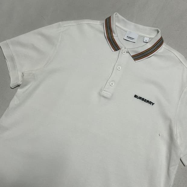 M 버버리 레터링 카라 반팔티