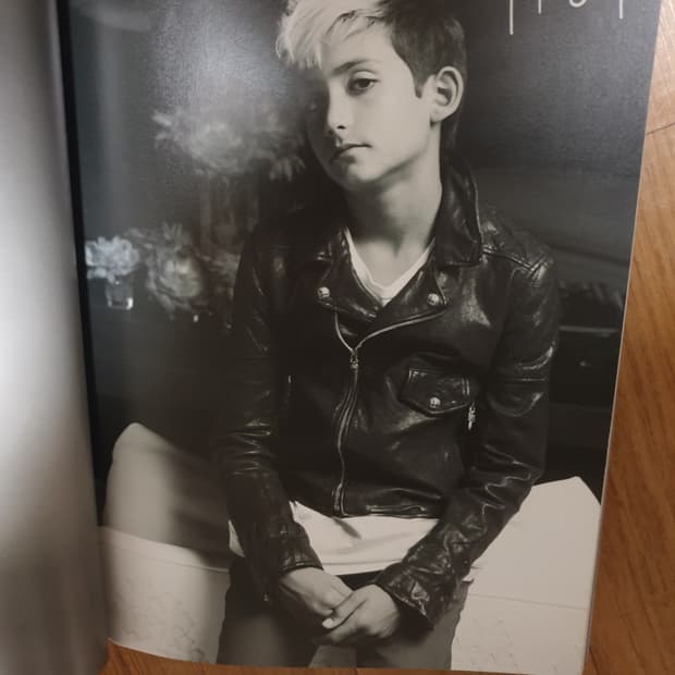 크롬하츠 정식 매거진