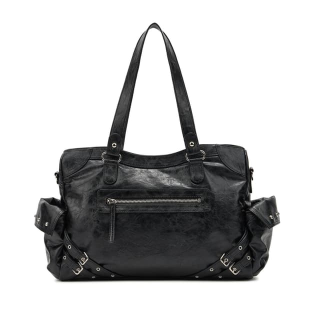 다이닛 스터드 포켓 빅 백 인 블랙