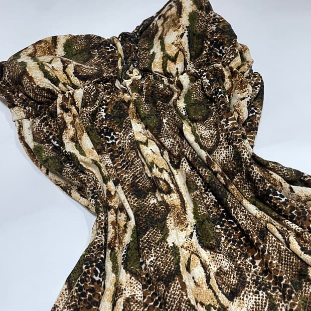 Shop 502 갸루 파이톤 원숄더 원피스