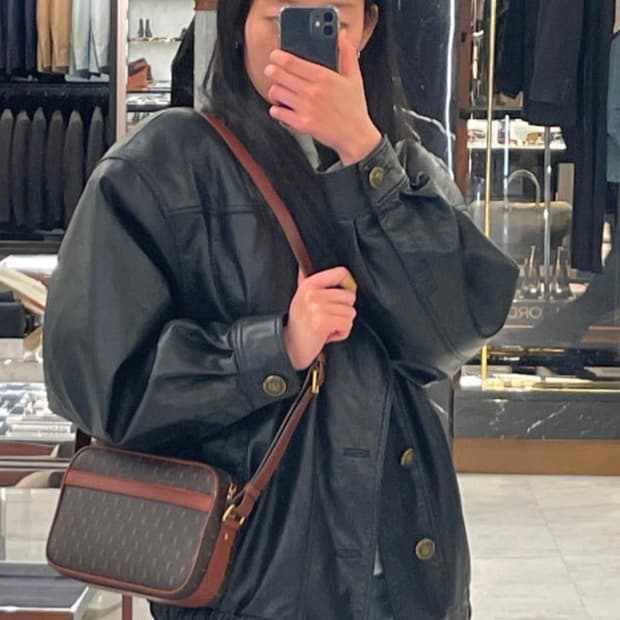 생로랑 르 모노그램 카메라백