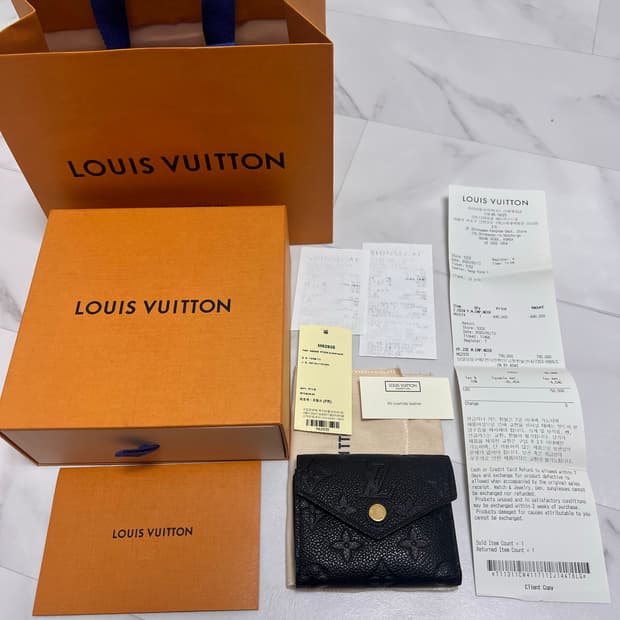 루이비통 여성 지갑 조에 월릿 블랙 M62935