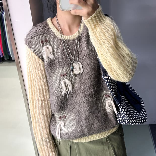 mustache face wool knit