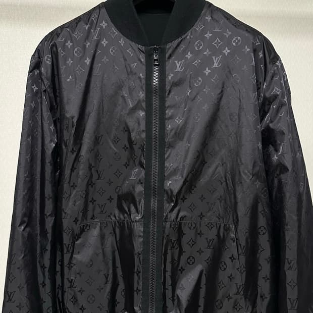 루이비통 리버시블 모노그램 점퍼 25ss XXL(105-110)