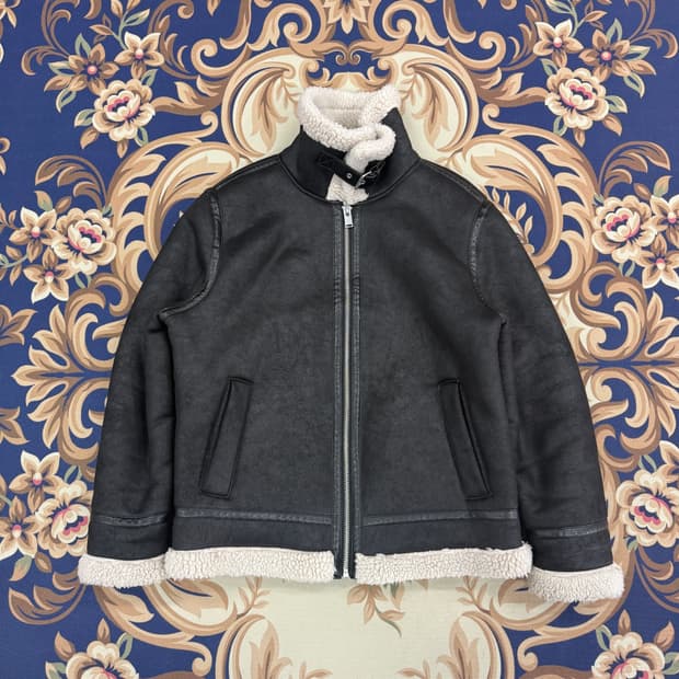 (L)자라 ZARA 무스탕 자켓(블랙)