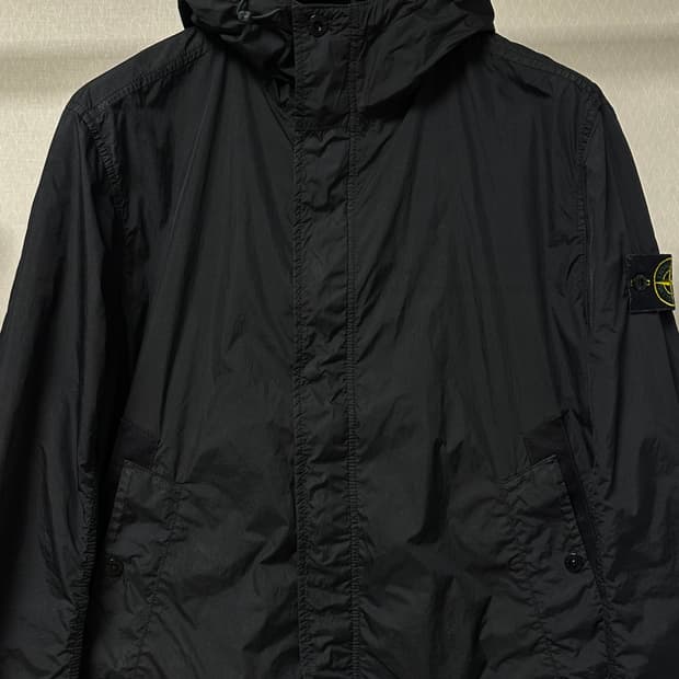 스톤아일랜드 크링클랩스 안티 드롭 자켓 25ss L(105)