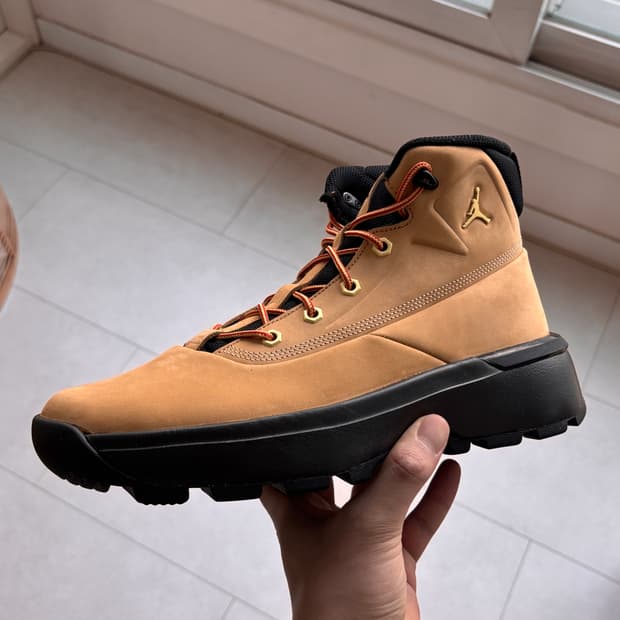 조던 시티 부츠 / 흔하지 않은 하이킹 부츠 무드