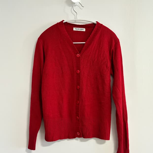 레드 컬러 브이넥 빈티지 가디건