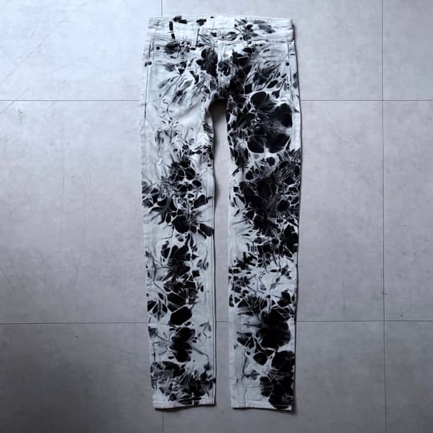Nozomi Ishiguro - Marble ink denim