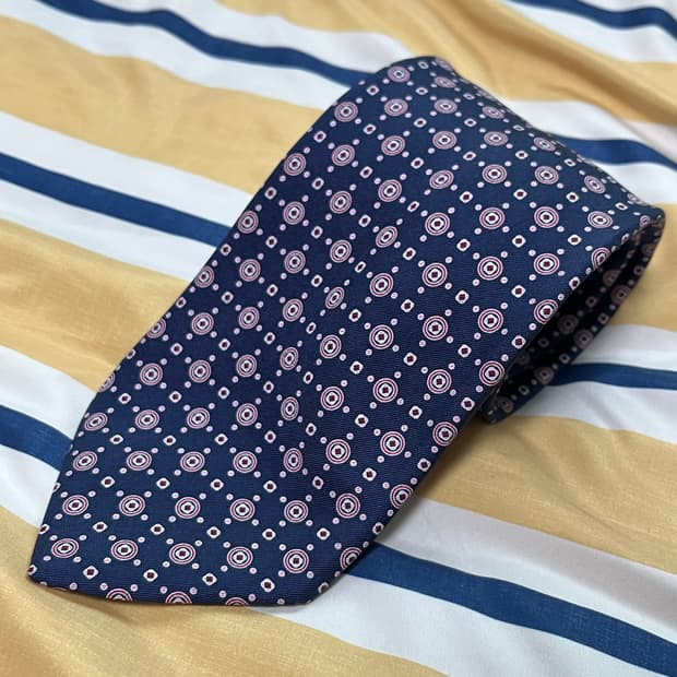 브리오니 실크 타이