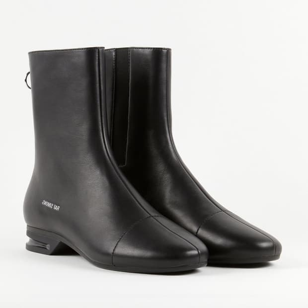 (41)라프시몬스 (러너) 2001-2 블랙 부츠