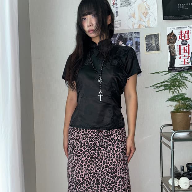 헬로키티색감 연핑크 호피 롱스커트