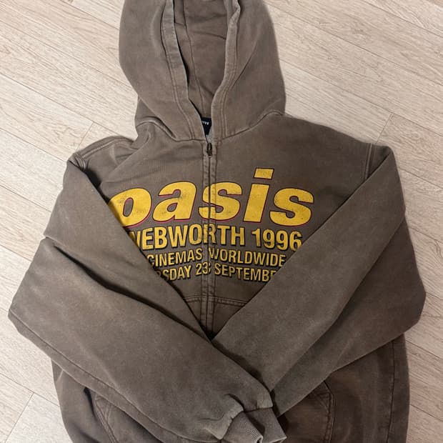 오아시스 후드집업