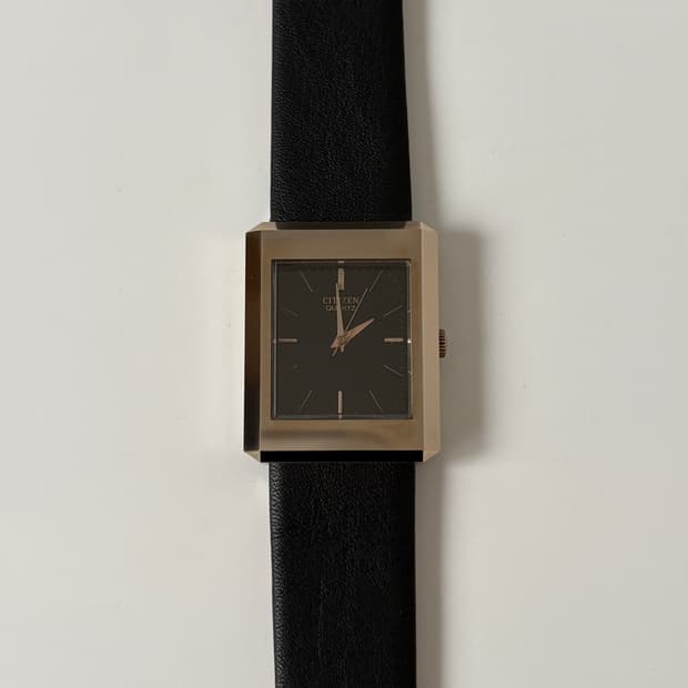 1980s Black Dial Gold Square Quartz