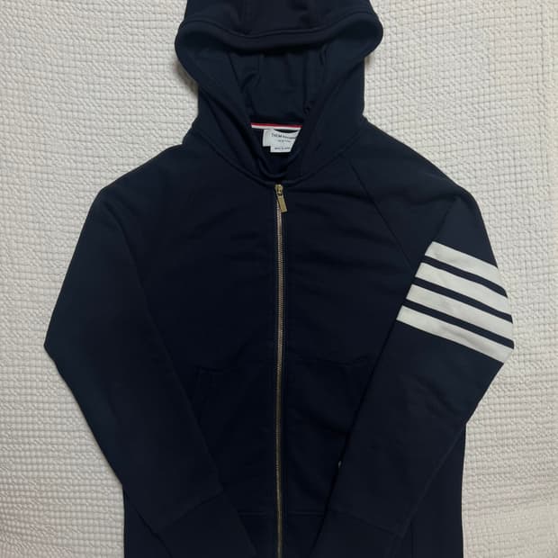 (정품) 톰브라운 네이비 금장 후드집업 3사이즈