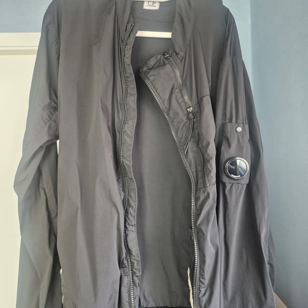 cp컴퍼니 C.P.Company 나이크라 자켓