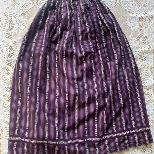 Tyrol plum skirt