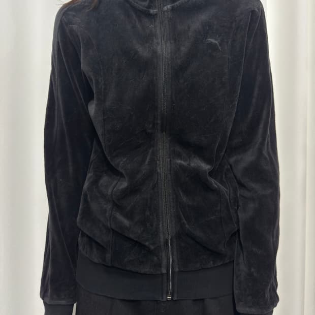 puma velvet hood zipup