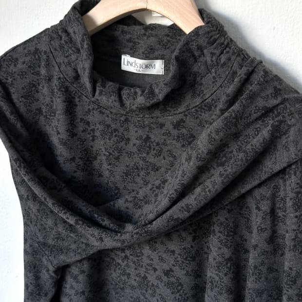 Design pattern high gauge  stretch top