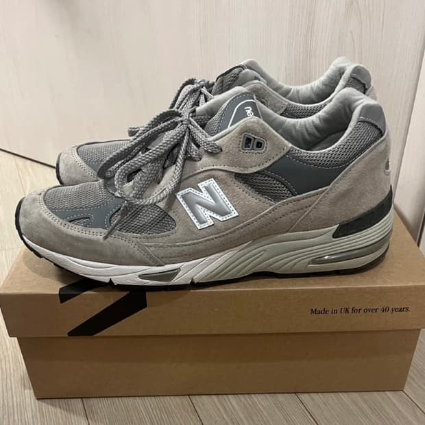 뉴발란스 991 그레이 285 (us10.5)
