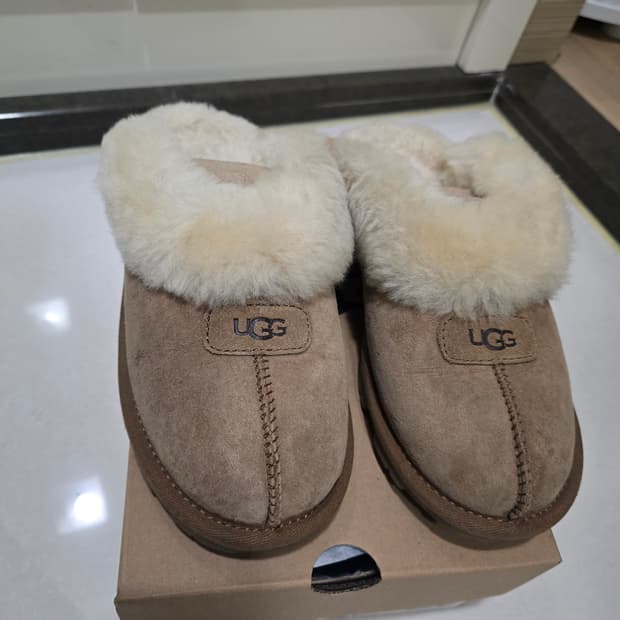 미국 UGG 어그 코케트 슬리퍼 230