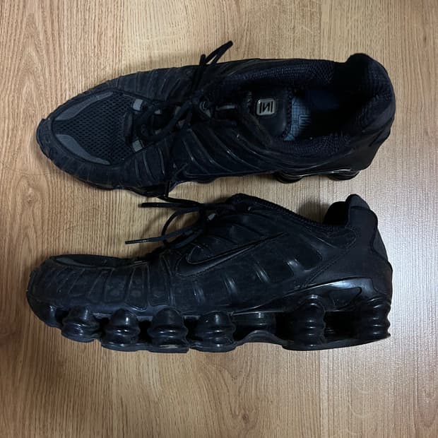 Nike shox TL 275