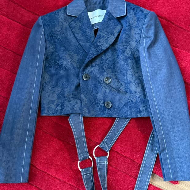 (새상품) ANDERSSON BELLCUT OUT SHORT JAC