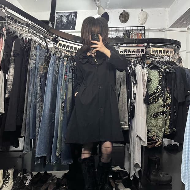 카라 프릴 포인트 코트