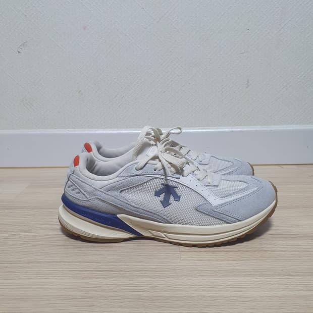 데상트 크론 하이퍼메쉬 운동화 260