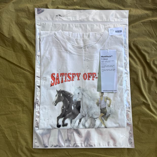 [3] 새티스파이 모스테크 티셔츠 새상품