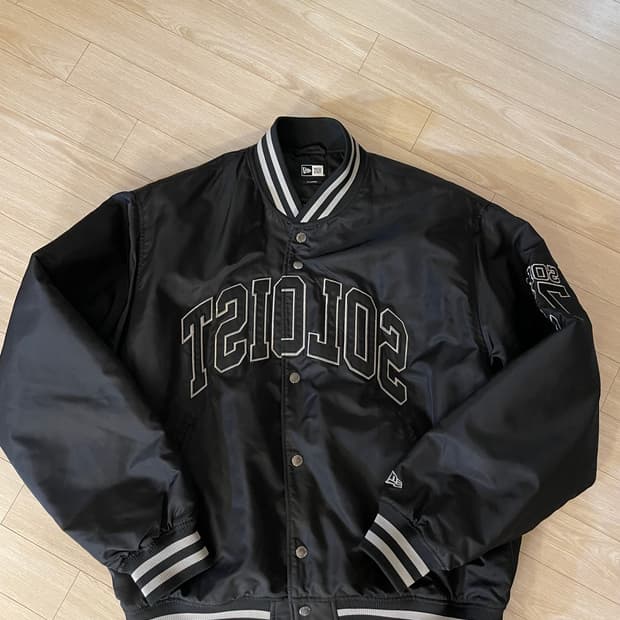 [XL] 솔로이스트 x 뉴에라 바시티 자켓