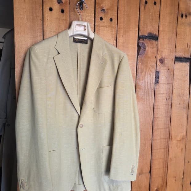 로로피아나 자켓