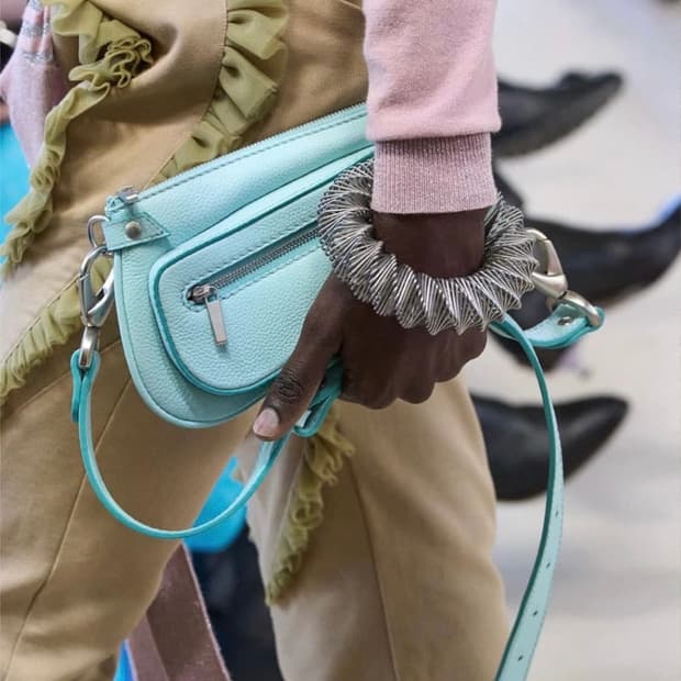 키코 코스타디노브 암렌 포셰트 백