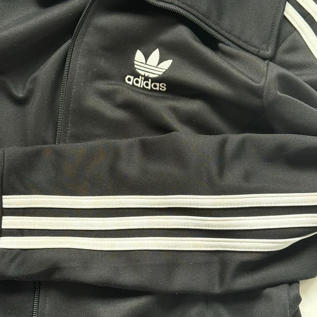 아디다스 유로파 100