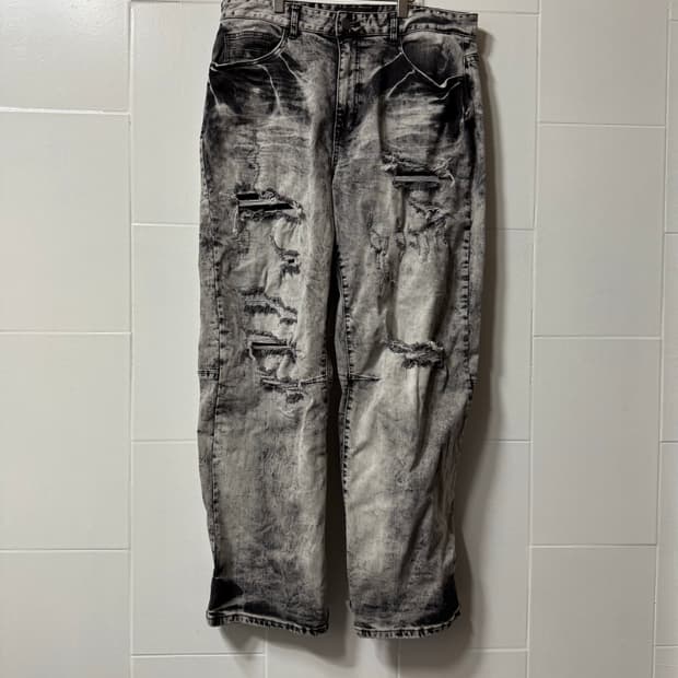 스모크라이즈 아이스 워시드 데미지 와이드 데님진