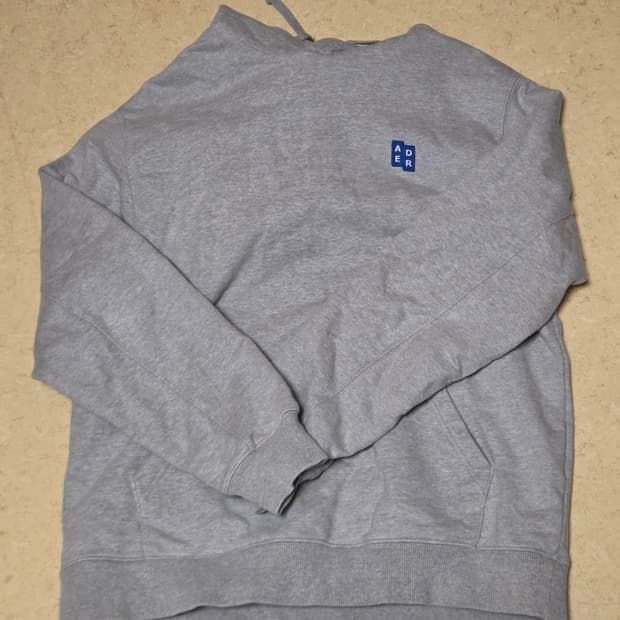 아더에러 후드티