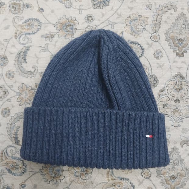 타미힐피거 연 네이비색 비니 L-XL