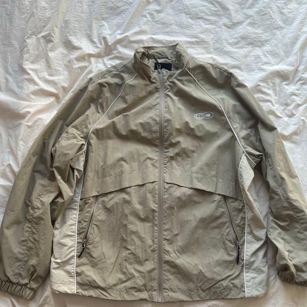 H&M 라이트 나일론 자켓