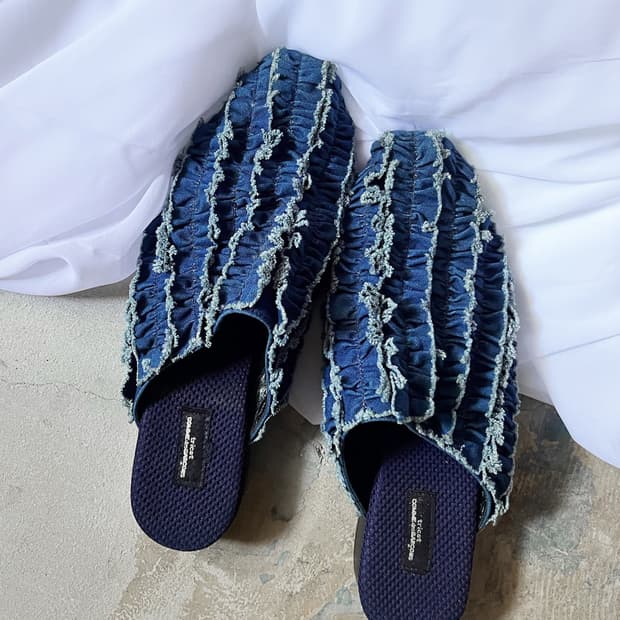 COMME DES GARCONS shirring mules