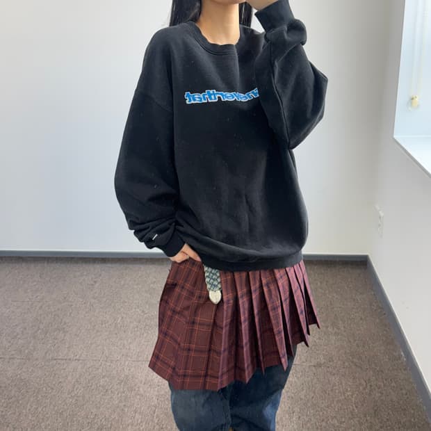 Thisisneverthat 디스이즈네버뎃 블루로고 블랙 맨투맨