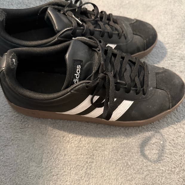 아이다스 신발