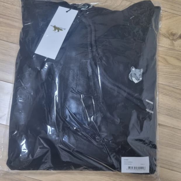 매종키츠네 블랙 후드티 새상품 L