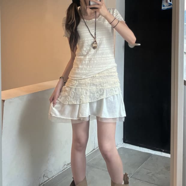 Soft Grunge Angel 🐚🤍