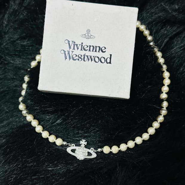 (보증서0) 비비안 웨스트우드 초커 목걸이 판매합니다